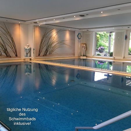 באד זאלצפלן Appartementresidenz Am Kurpark - Ferienwohnungen Mit Pool & Sauna & Garage מראה חיצוני תמונה