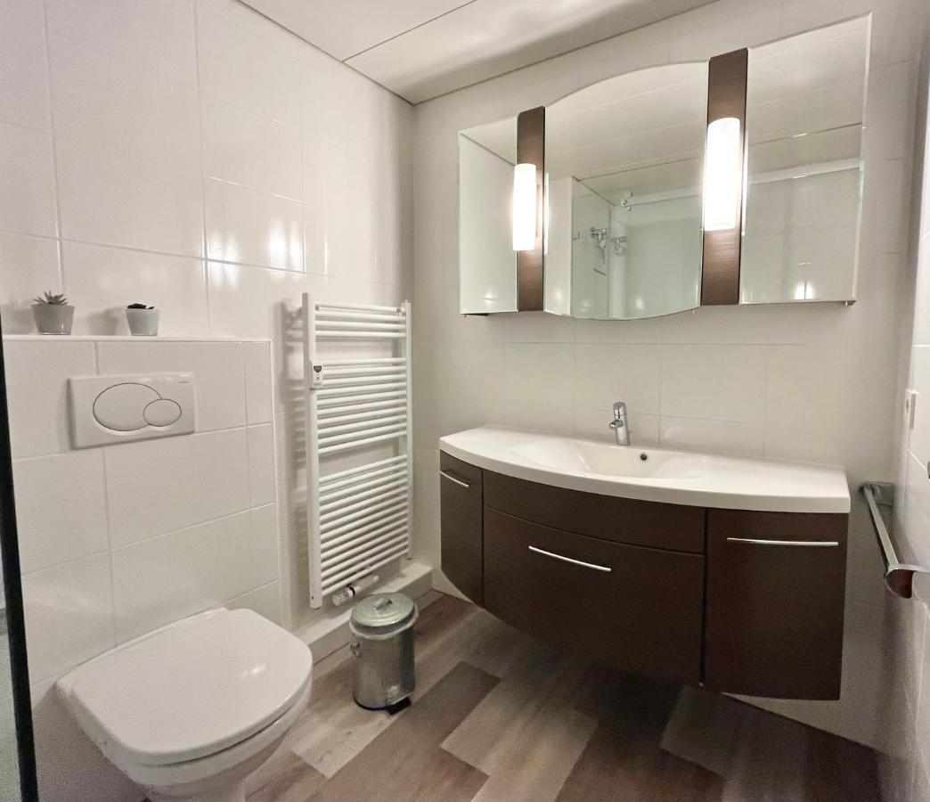 באד זאלצפלן Appartementresidenz Am Kurpark - Ferienwohnungen Mit Pool & Sauna & Garage מראה חיצוני תמונה