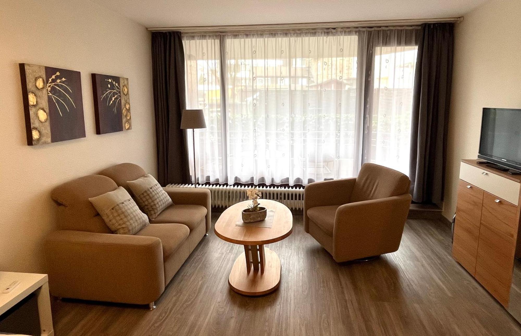 באד זאלצפלן Appartementresidenz Am Kurpark - Ferienwohnungen Mit Pool & Sauna & Garage חדר תמונה